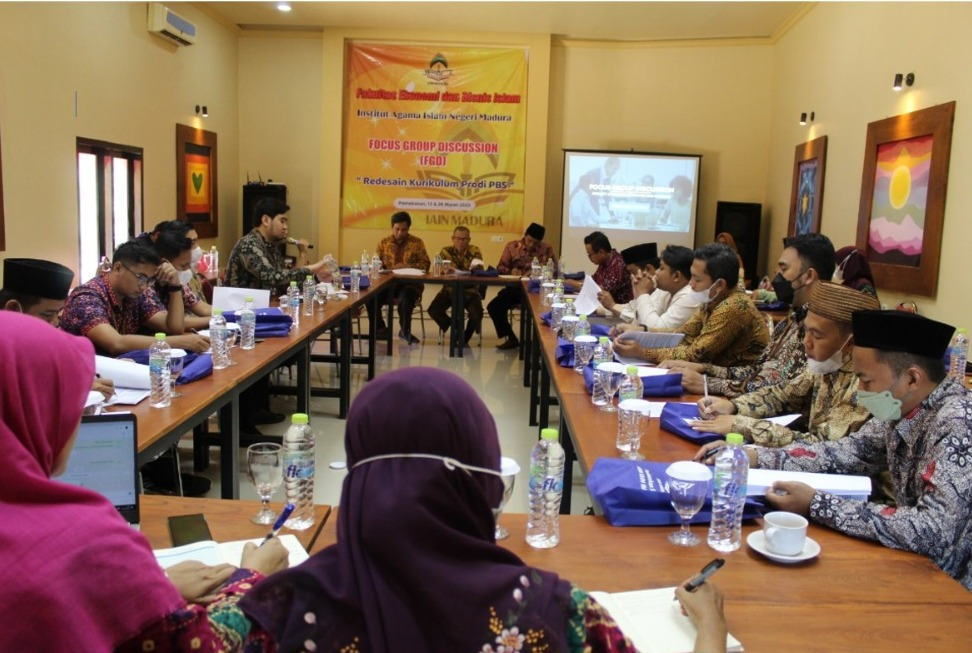 Prodi Perbankan Syariah FEBI IAIN Madura Sukses Adakan Redesain Kurikum Dalam Meningkatkan Daya Saing Lulusan