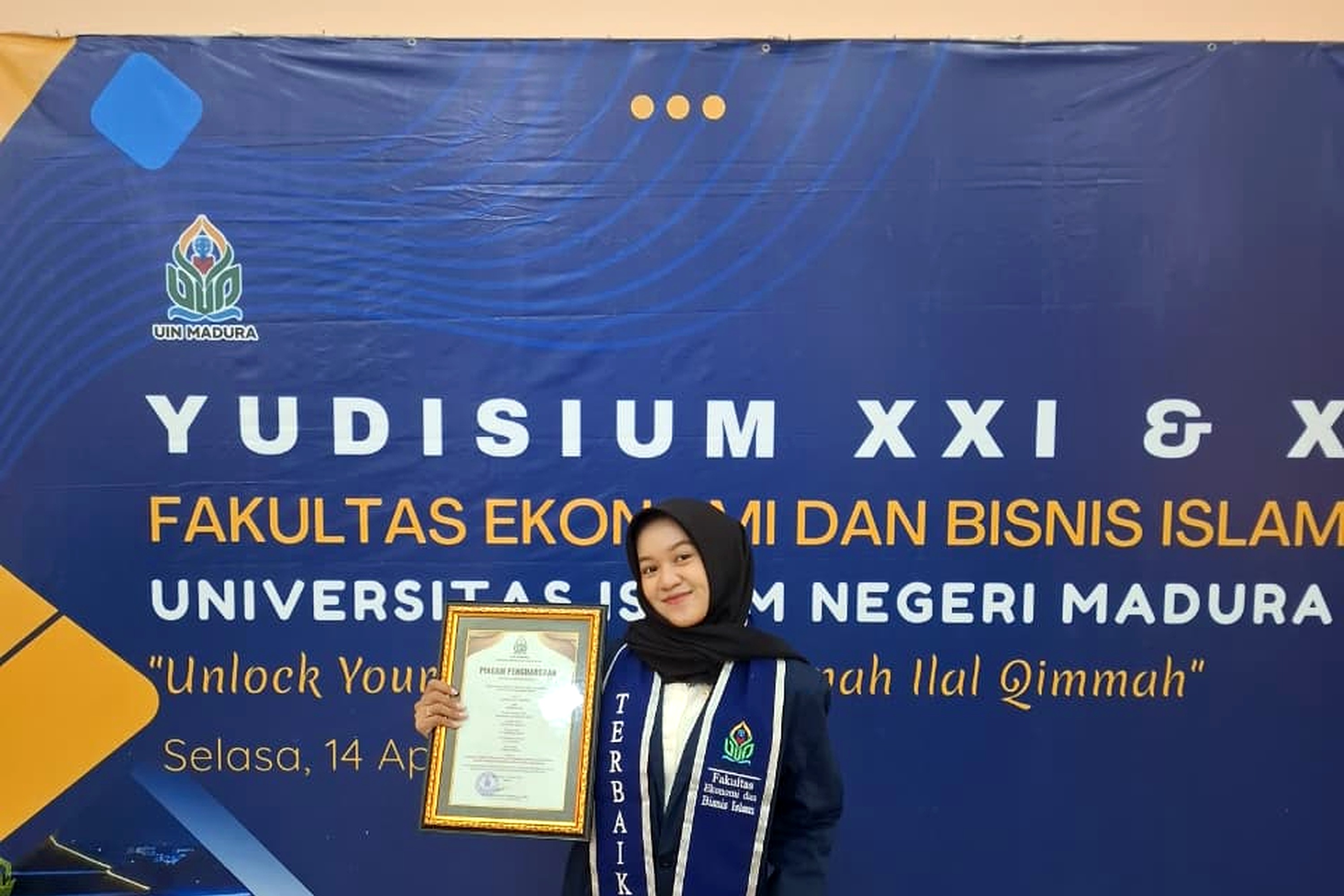 Mahasiswa Perbankan Syariah UIN Madura Lulus Tanpa Skripsi, Jadi Lulusan Terbaik lewat Jalur Publikasi Ilmiah